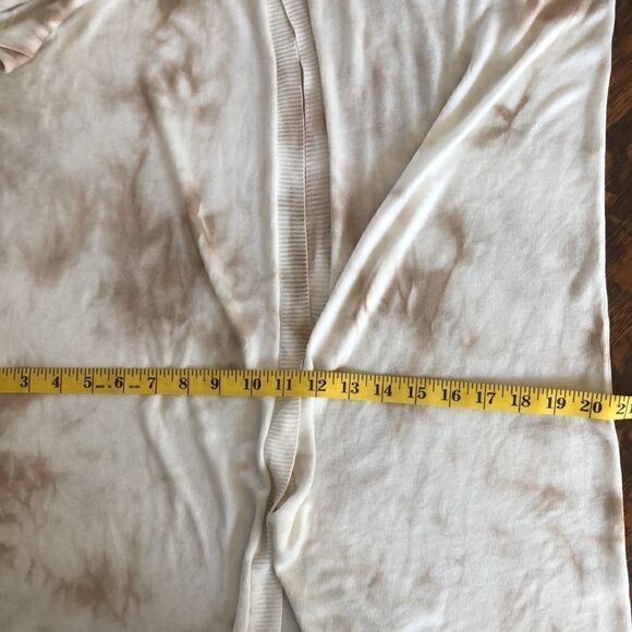 Theo & Spence long cream and latte long sweater - Picture 12 of 15